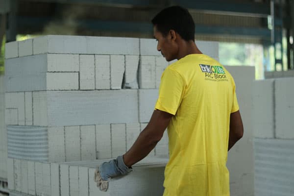 Brikolite manufacturing infrastructure